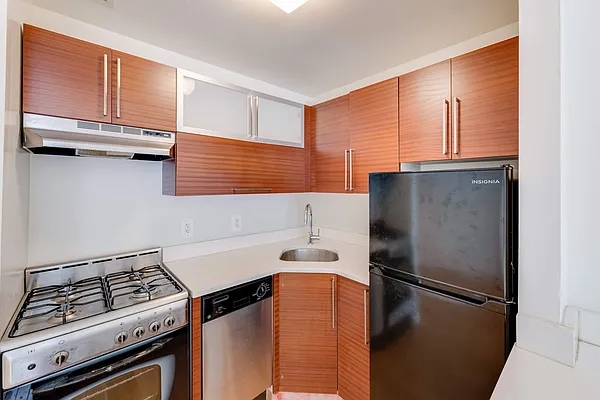 Rented by Compass | media 6