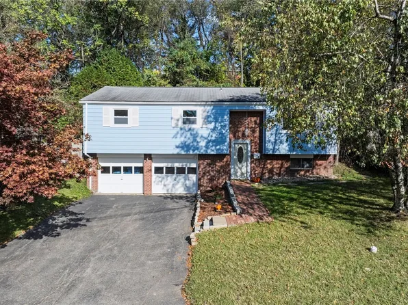138 Glenhurst Dr, Verona, PA 15147