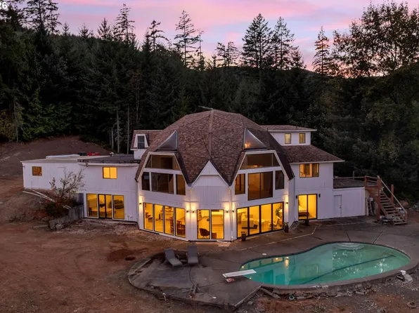 48135 NW Waldheim Way, Forest Grove, OR 97116