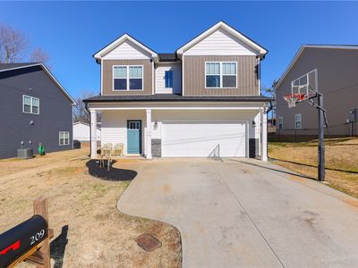 209 Phillips Ave, Easley, SC, 29640