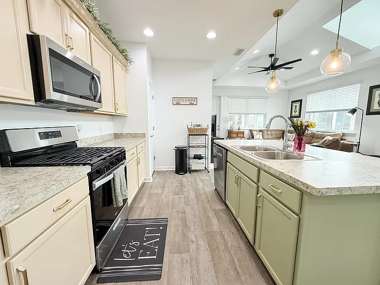 8734 Sand Dollar Dr — Photo 10