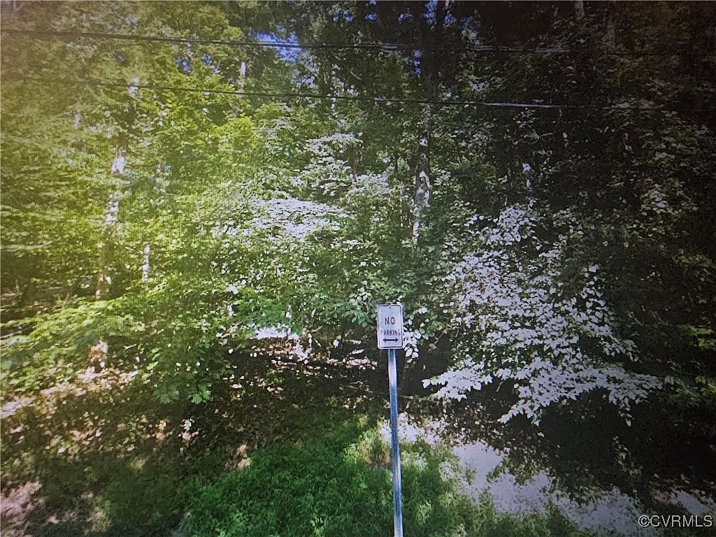 1001 Country Club Dr LOT 18