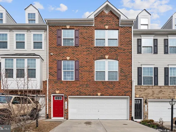 1660 Dorothy Ln, Woodbridge, VA 22191