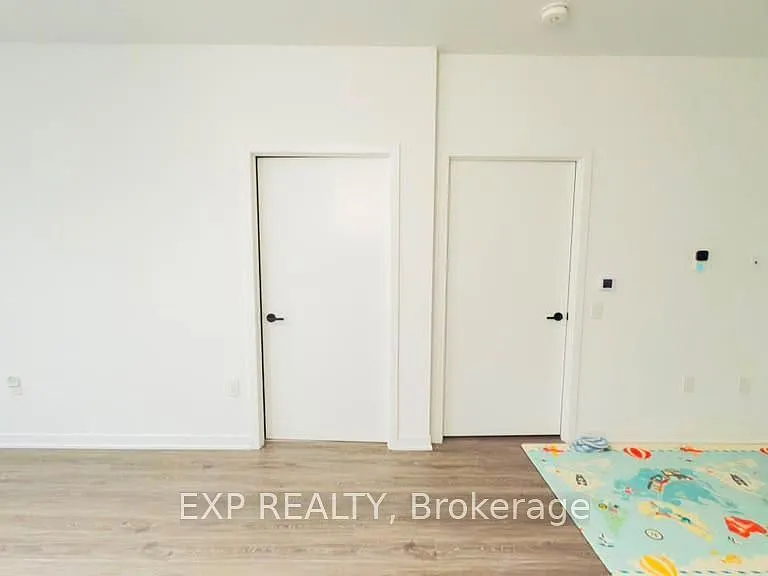 2495 Eglinton Ave W #716 — Photo 17