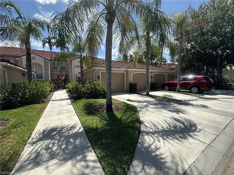 2880 Cypress Trace Cir #103 — Photo 25