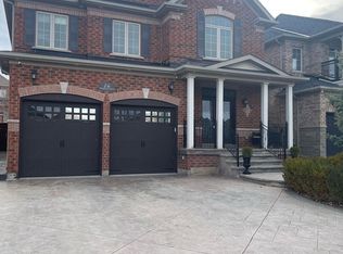 26 Maybeck Dr, Brampton, ON L6X0Z1