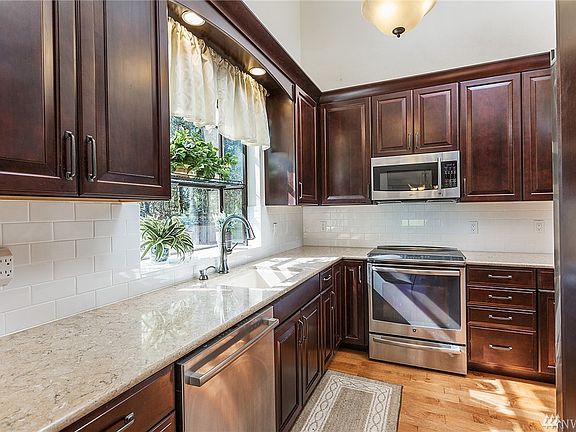 2nd image of 3027 87th Avenue Ct E