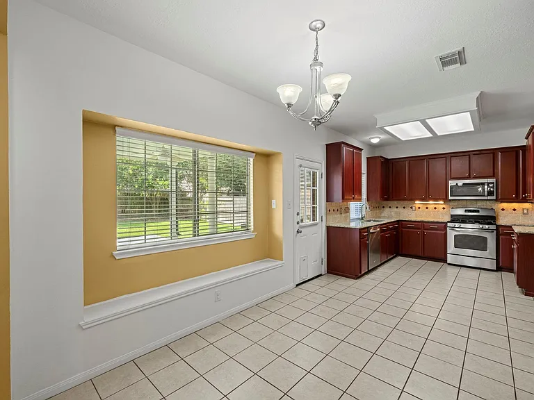 17107 Cradle Cove Ct — Photo 16