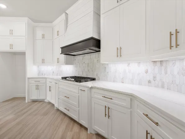 6610 Waggoner Way, Midlothian, TX 76065