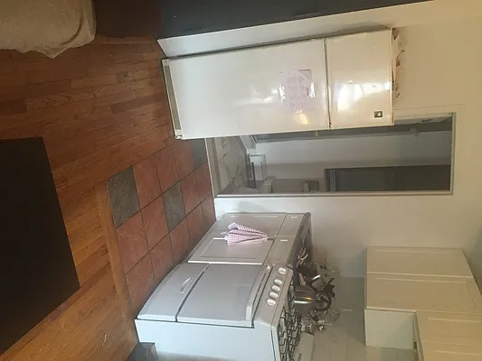 Rented by S&H Equities | media 18