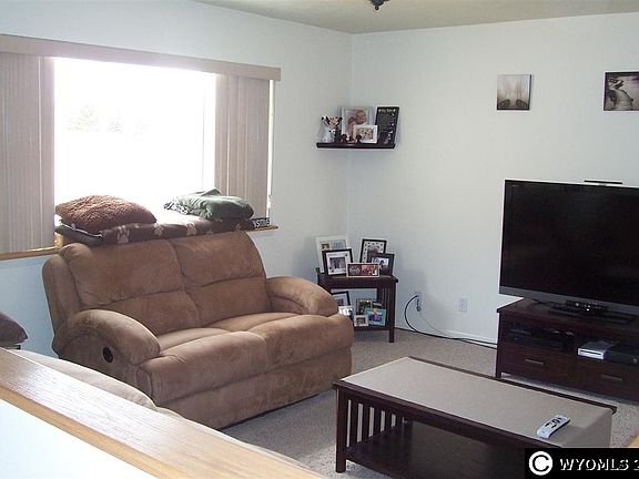 2nd image of 1422 Veterans Park Dr