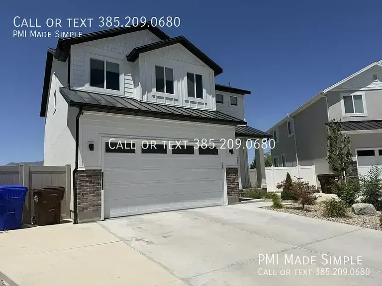 3621 N Sparrow Ln — Photo 1
