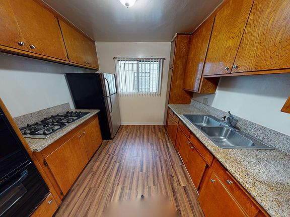 2nd image of 825 S Windsor Blvd APT 7