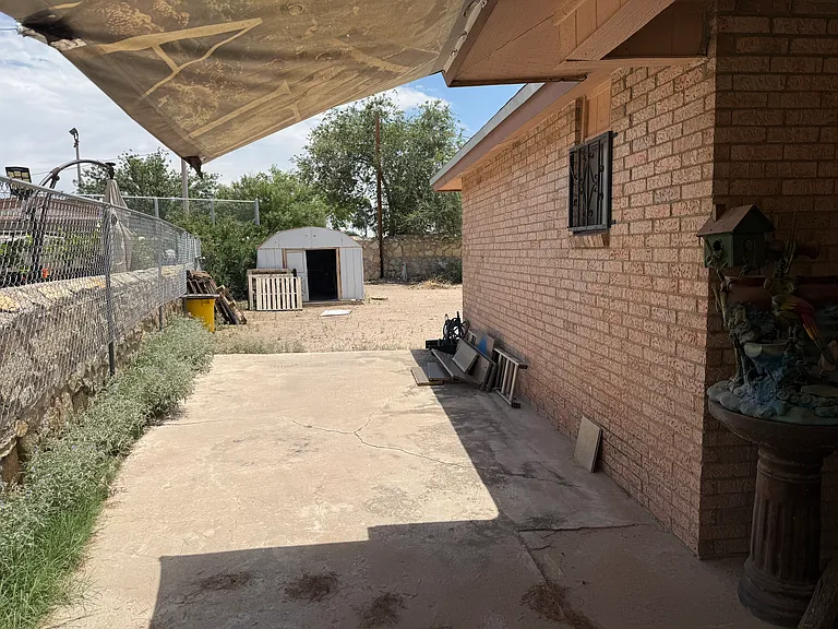 8615 Chinchilla Ln — Photo 18