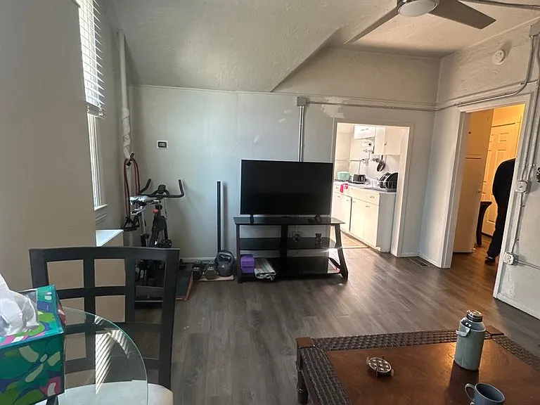 264 N 200 W — Photo 20
