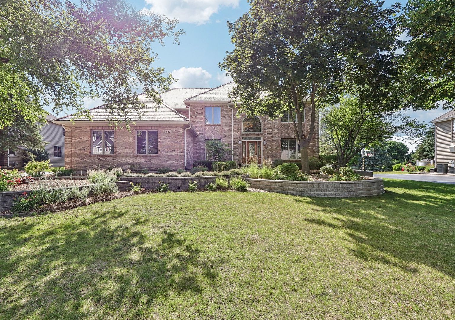 641 Mason Ln, Lake In The Hills, IL 60156 | MLS #12413456
