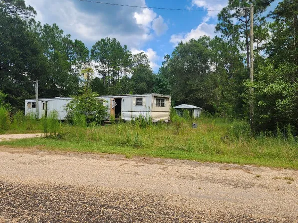 26094 Rainbow Dr, Perkinston, MS 39573