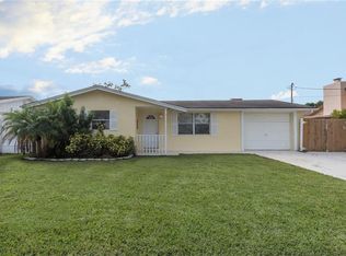 5530 Riddle Rd, Holiday, FL 34690