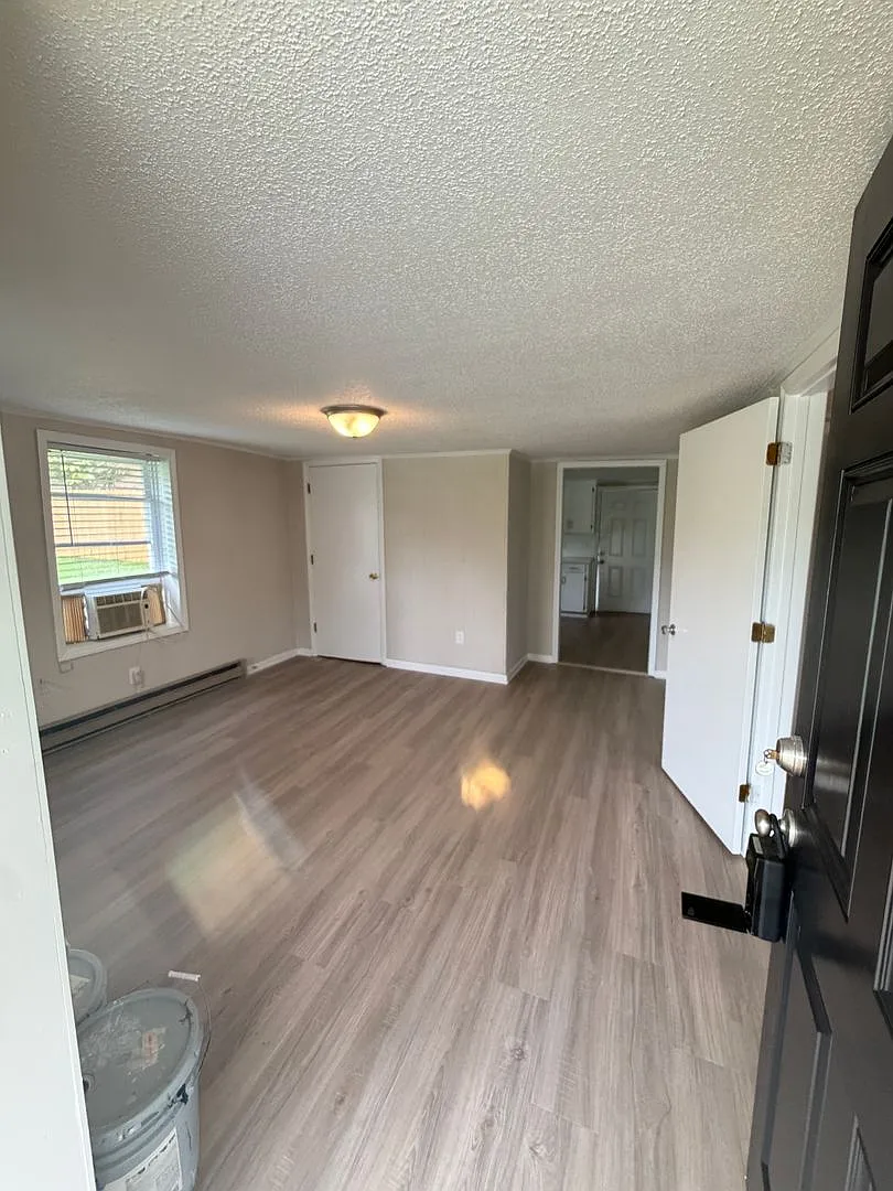2bd/1ba House off Hwy 3 near Downtown Kannapolis — Photo 4