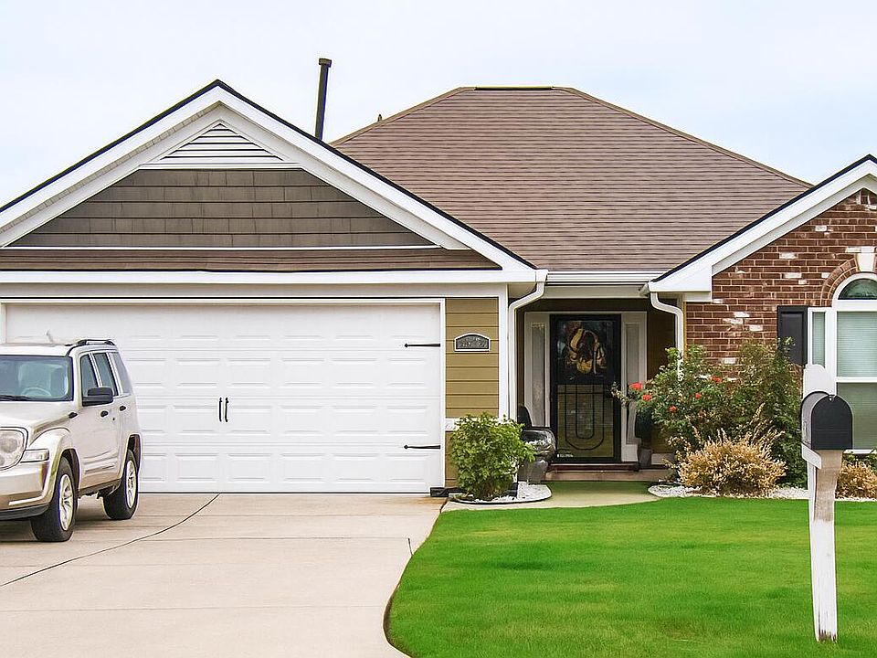 1st image of 2824 Wyndham Drive