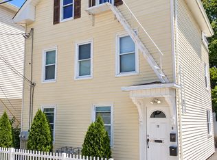19 Melton St Floor 3, Pawtucket, RI 02860