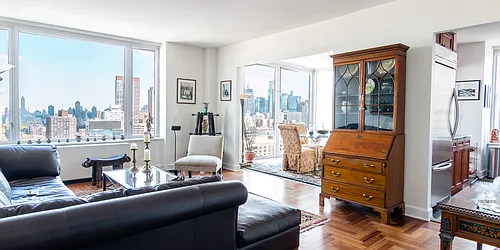 Rented by LKW International Real Estate LLC