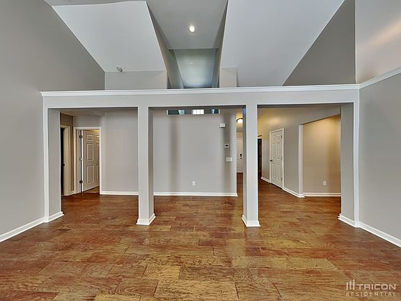 4th image of 9043 Steelechase Dr