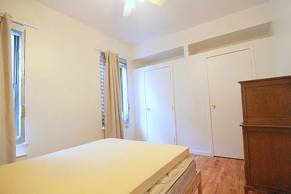 Rented by Compass | media 21