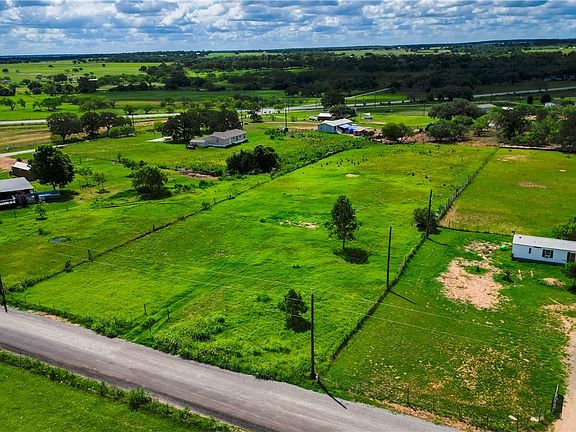 3rd image of 4440 County Road 334