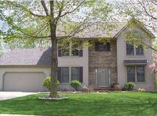 3885 Camperdown Dr, Lansing, MI 48911