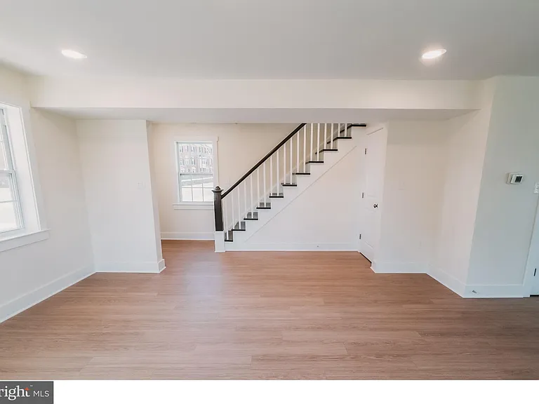 449 Falmouth St — Photo 14