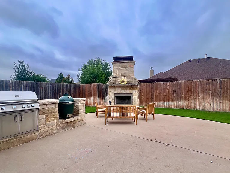 525 Marlin Dr — Photo 3