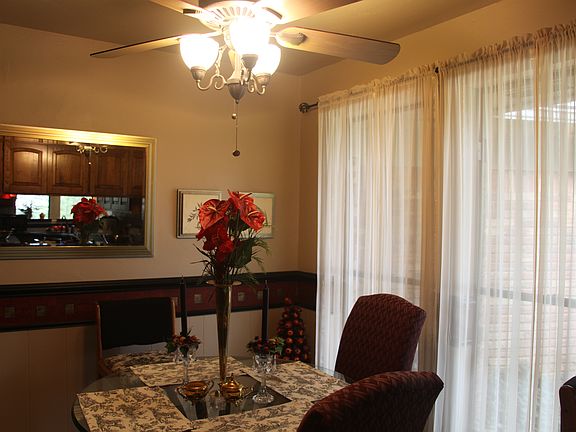 breakfast nook