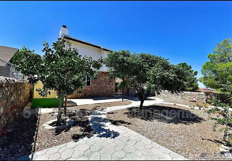 7249 Imperial Ridge Dr — Photo 47