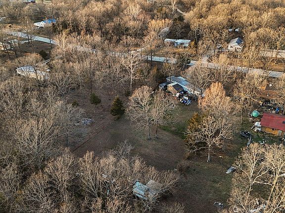 5th image of 1606 E Farm Road 28