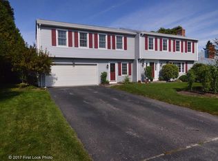 111 Tanglewood Dr, West Warwick, RI 02893