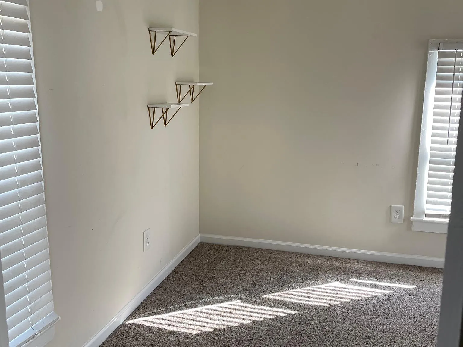 2 bed, 700 sqft, $1,445 — Photo 1