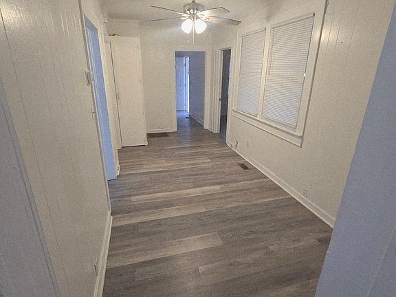 4th image of 114 Hemlock Ave