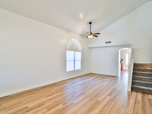 5th image of 12928 W Earll Dr