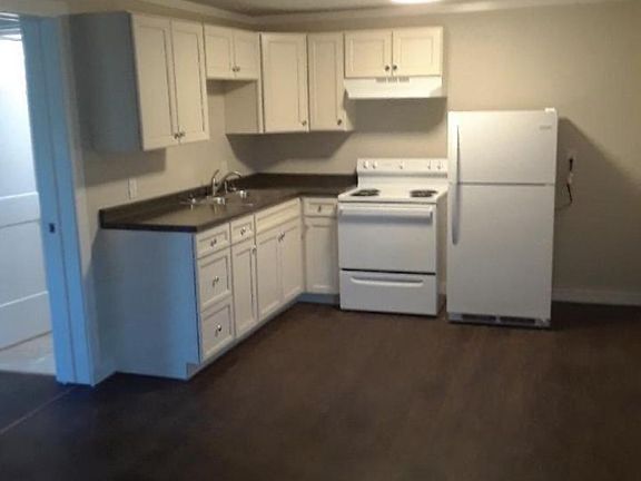 3rd image of 440 Pink Dogwood Ln