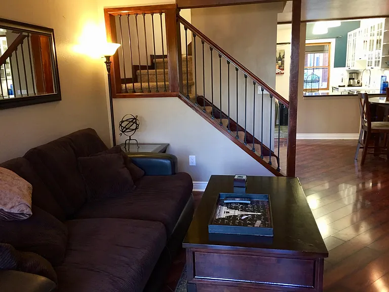Bell Dr — Photo 20