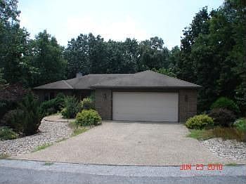 1st image of 6 Fountainhall Dr