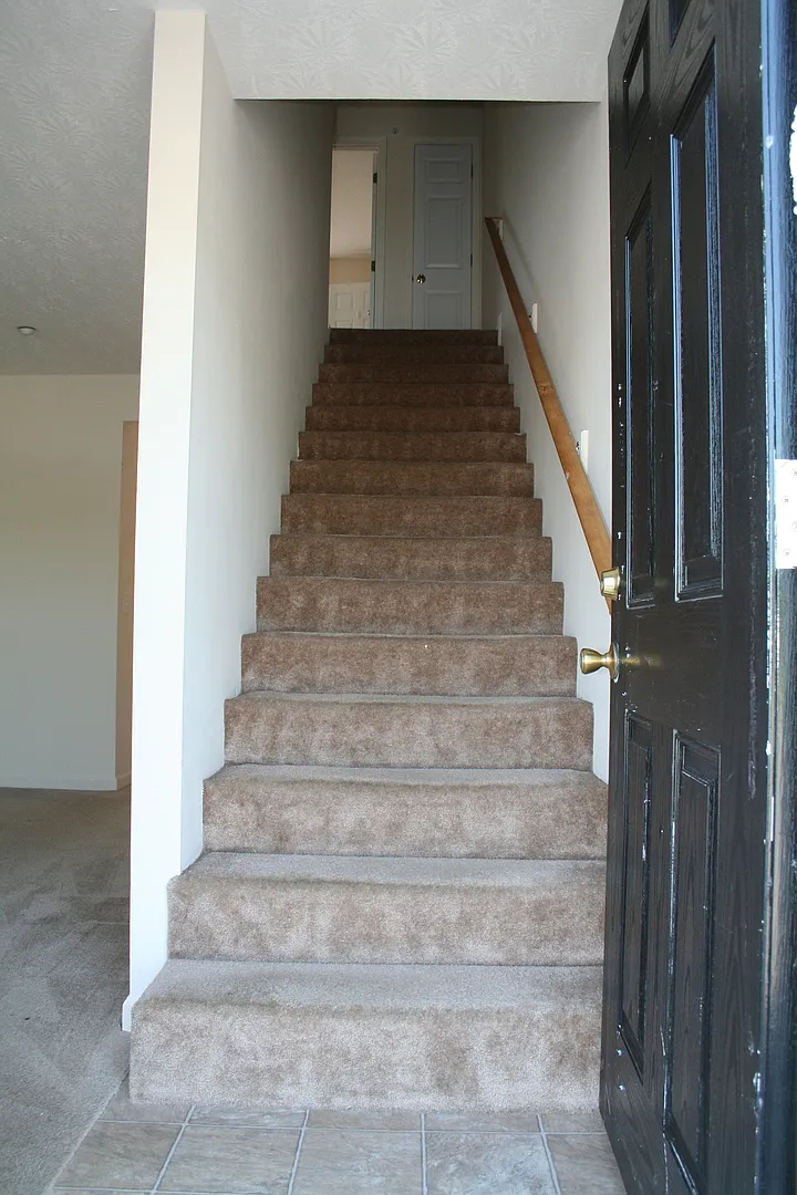 Charis Landing — Photo 1