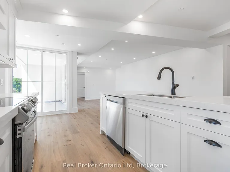 80 9th St E #701 — Photo 20