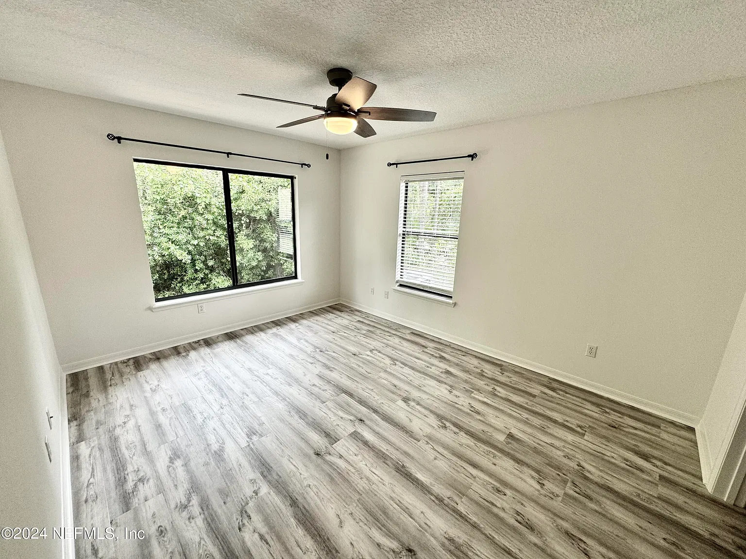 2 bed, 2.0 bath, 1008 sqft, $1,595 — Photo 4