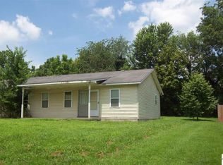 943 Dowdy St, Mayfield, KY 42066
