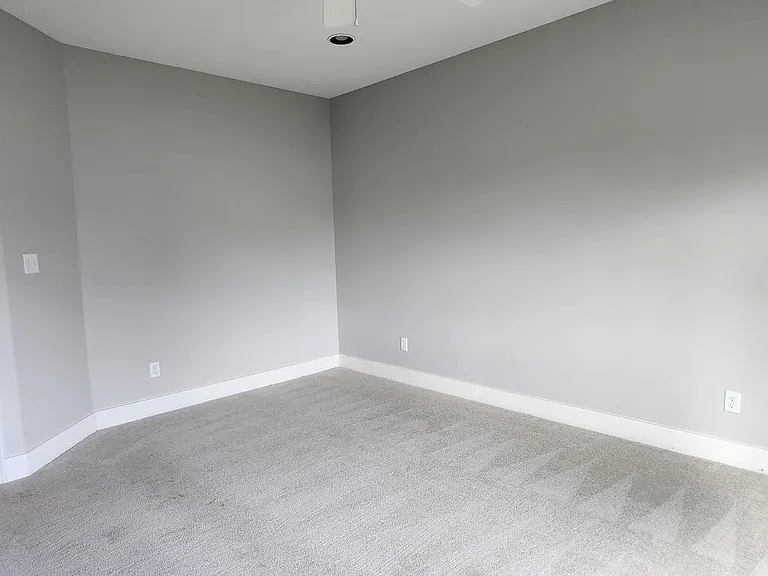 5503 Village Dr — Photo 21