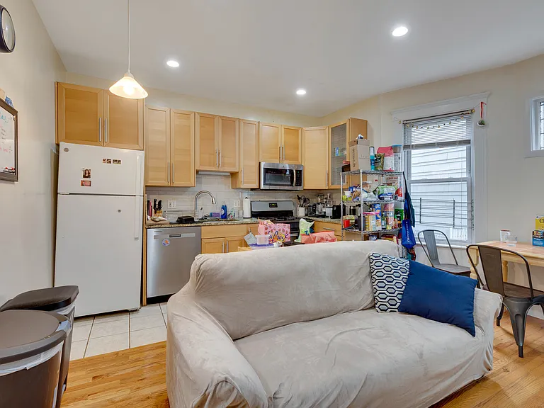 102 Chester St #1 — Photo 8