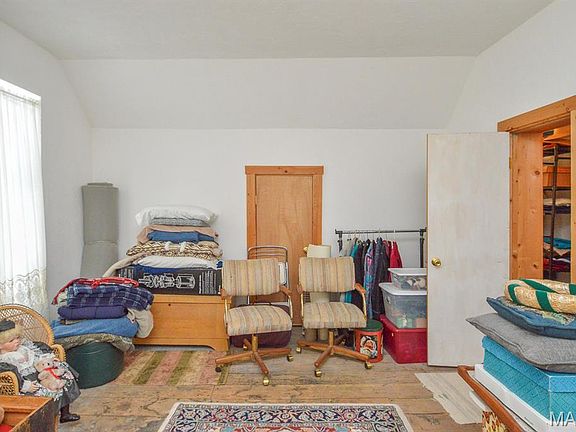 27th image of 511 S Chester St