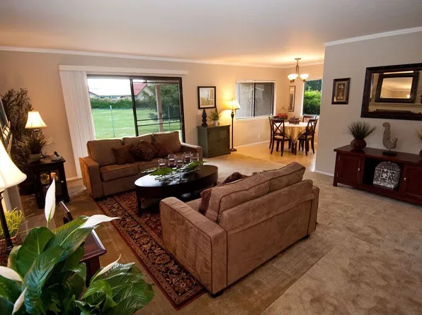 128 Flag Way, Paso Robles, CA 93446